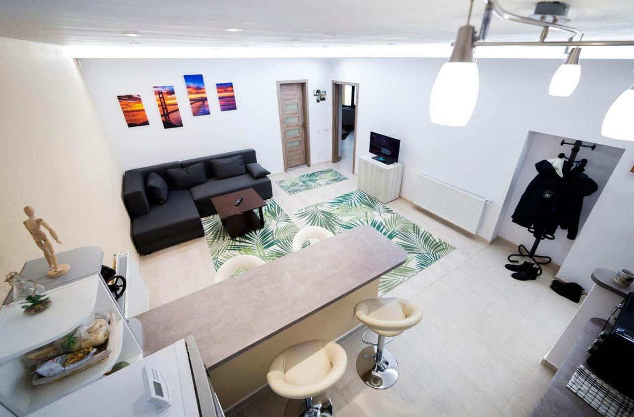Central Apartment- Shumi'S Cluj-Napoca Eksteriør billede