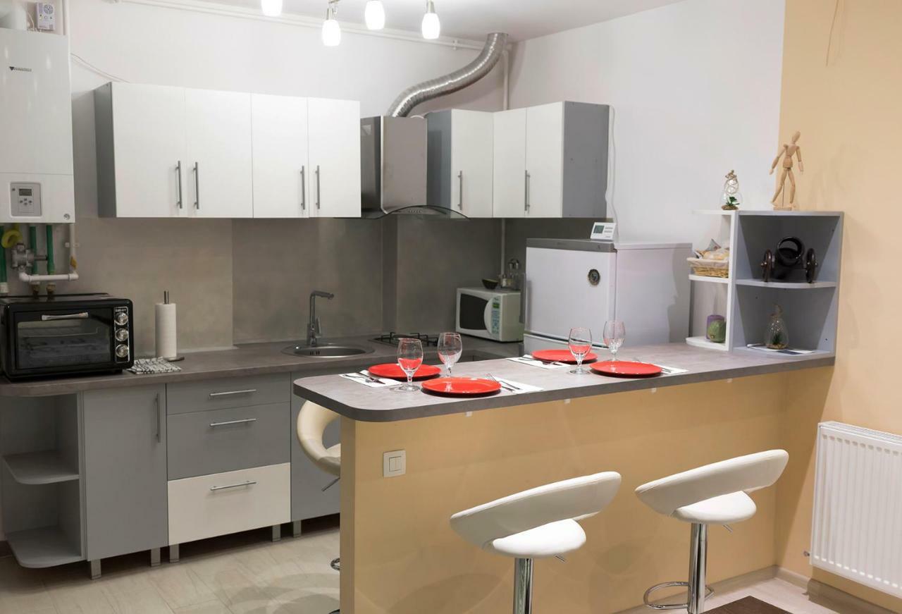 Central Apartment- Shumi'S Cluj-Napoca Eksteriør billede